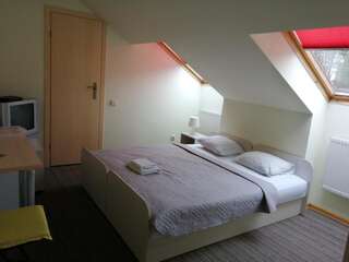 Отели типа «постель и завтрак» Idilė Bed & Breakfast - Visaginas Висагинас Двухместный номер эконом-класса с 1 кроватью или 2 отдельными кроватями-3
